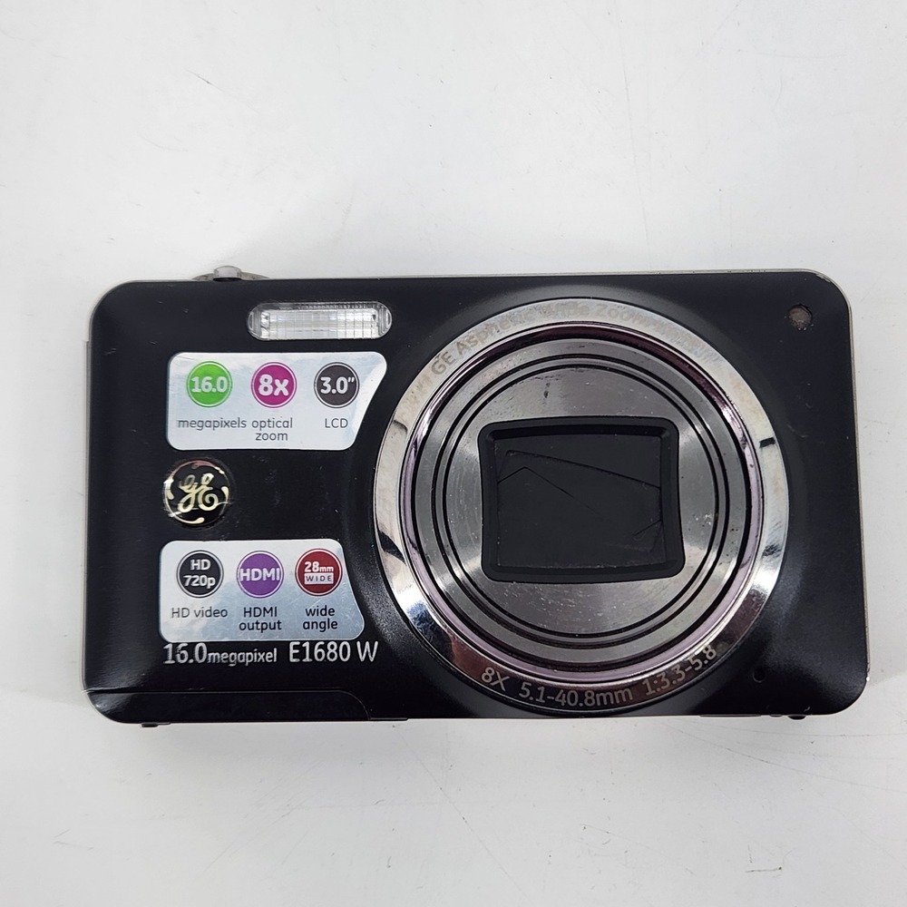 GE E1680W Digital Camera 16MP 8x Optical Zoom 3.0 LCD HD Vid Needs Lens Cleaning
